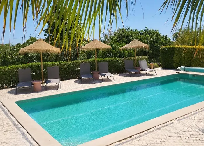 Casa Aventura Πανσιόν 3*